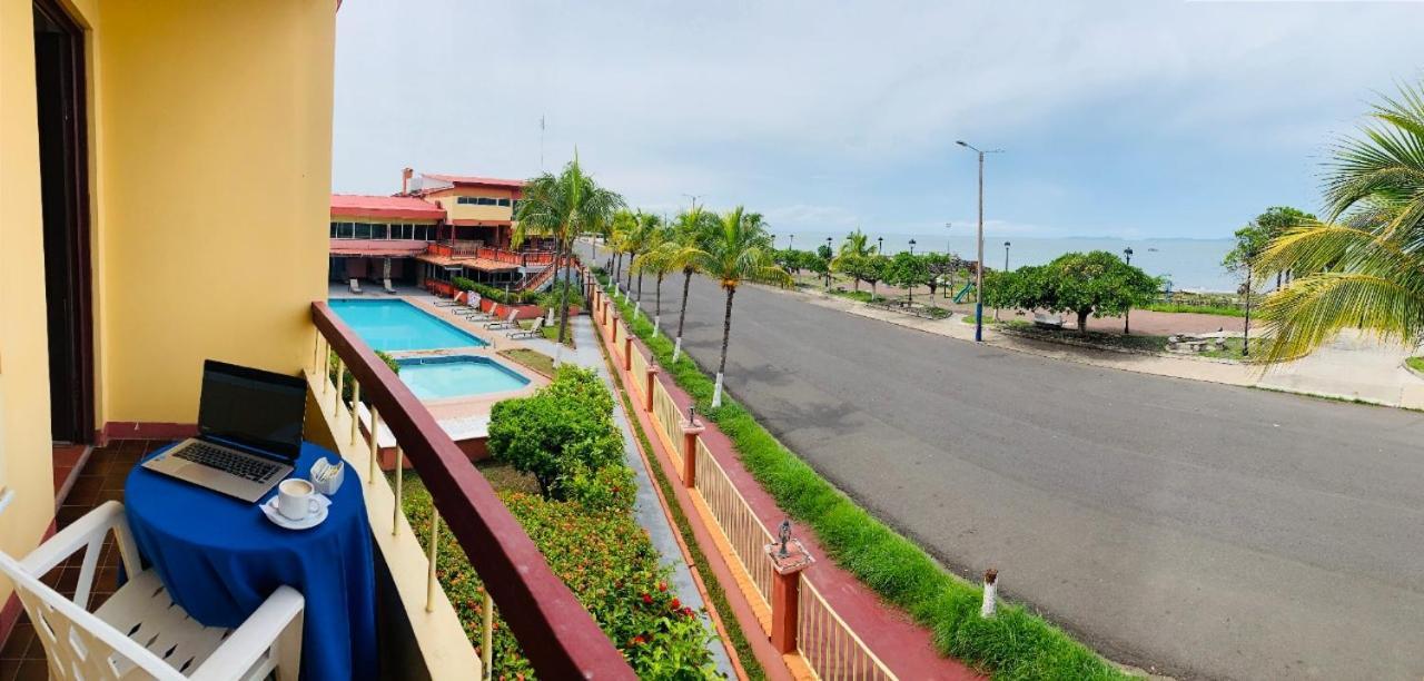 Hotel Yadran Beach Resort 푼타레나스 외부 사진