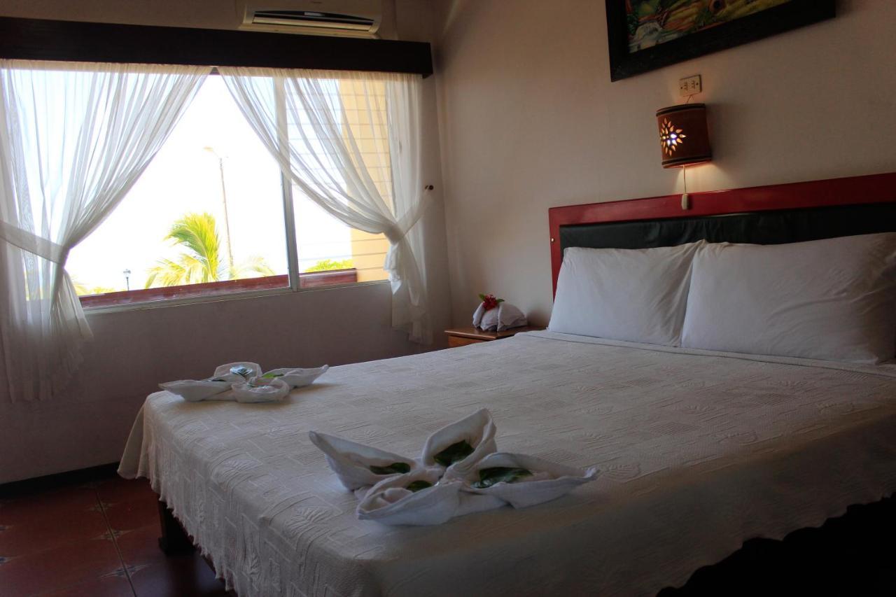 Hotel Yadran Beach Resort 푼타레나스 외부 사진